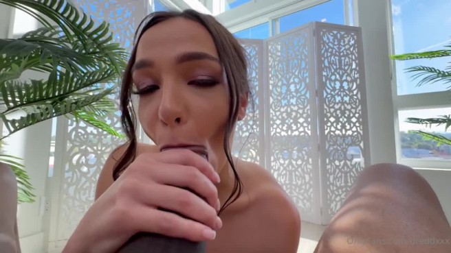 Потеря контроля перед огромным чёрным членом